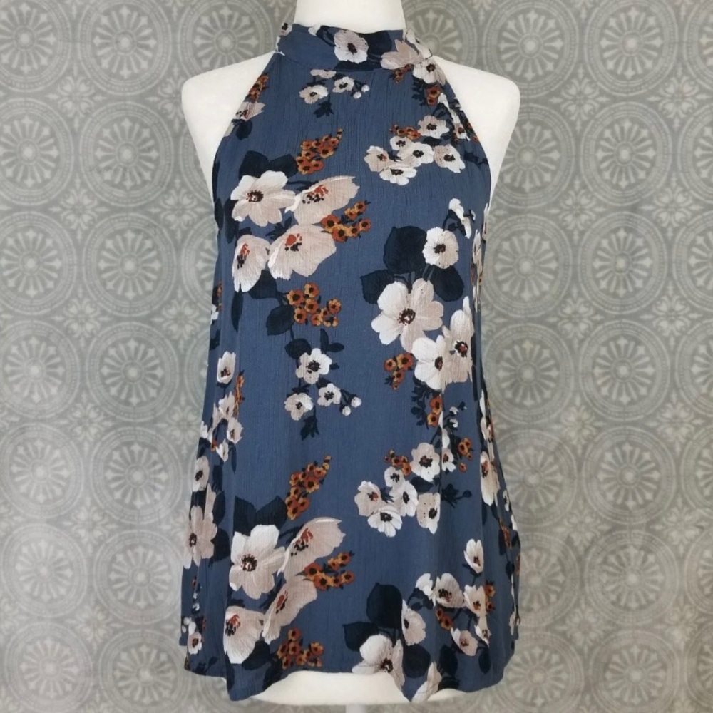 American Eagle Floral Halter Top